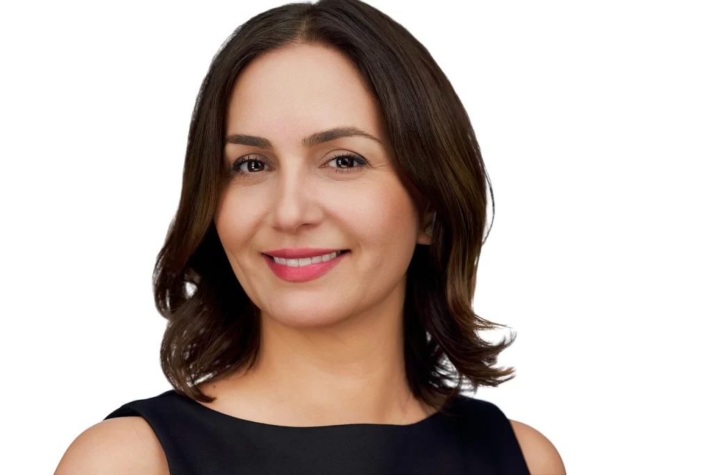 Marjan professional headshot featured with her EMS Headshots client review